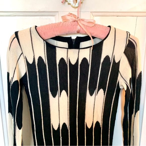 Alice + Olivia wool knit dress - Picture 2 of 7